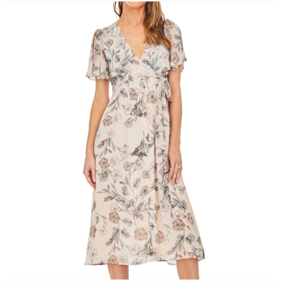 Astr Dresses & Skirts - ASTR THE LABEL • Light Pink Azalea Floral Print Wrap Dress Sz Small